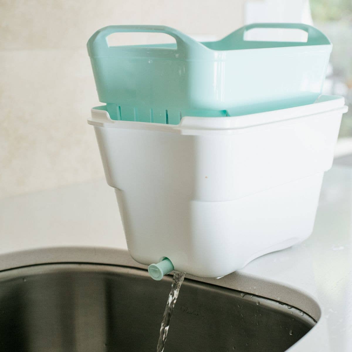 Strucket 4.5L Mini Strainer Bucket with Lid - 8 Pack Assorted (3 Aqua + 3 Gray + 2 Sand)