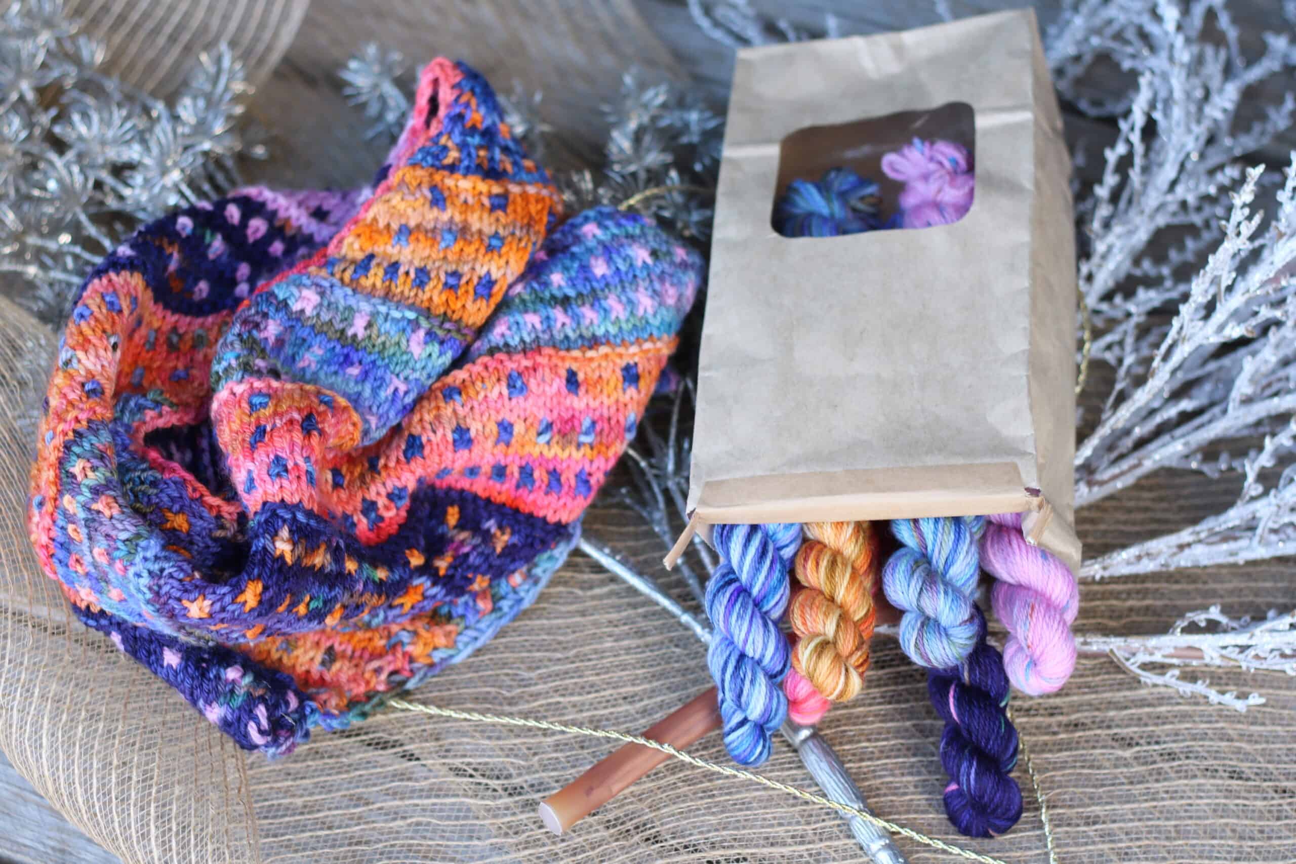 Colordust Cowl Pack Kit by Koigu